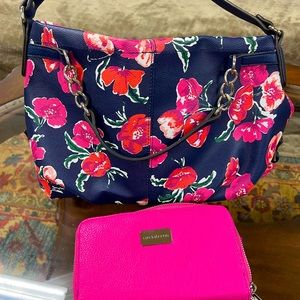 Beautiful Liz Claiborne bag with matching wallet Likenew condition. Used 3 times